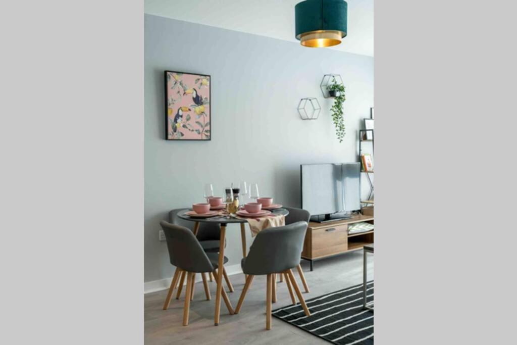 Kew Gardens Retreat Apartment Екстериор снимка