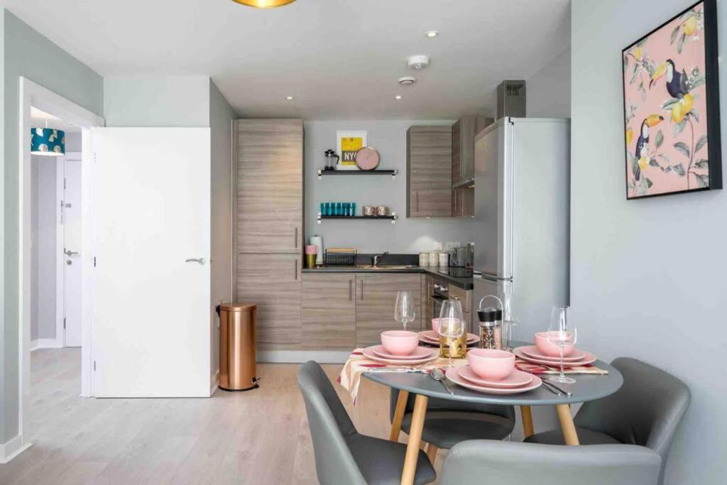 Kew Gardens Retreat Apartment Екстериор снимка